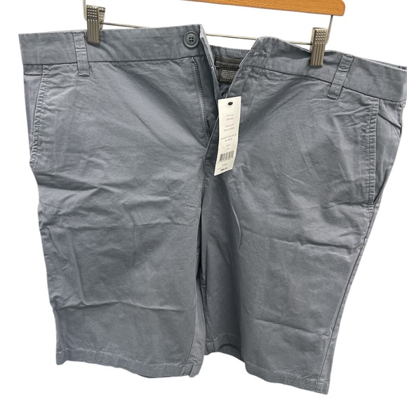 French Connection Men's Gray Shorts - Picture 1 of 4
